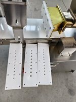 Machine à former les bâtonnets de pain, les pains à hot-dog français et les baguettes, avec fonction de découpe de pâte