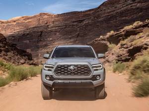 รถกระบะปี 2022 รุ่น Tacoma TRD Off-Road ขนาดยาง R16 สำหรับรถยนต์มือสองในญี่ปุ่น - Product Image 2