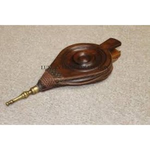 Soufflet de feu de travail en cuir en bois de style antique unique avec manche en bois fabriqué à la main et revêtement en cuir durable de qualité supérieure - Product Image 3