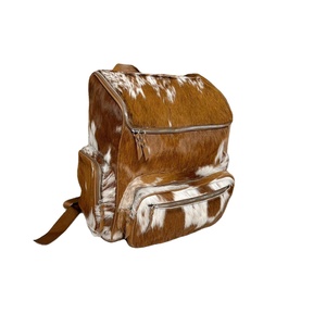 กระเป๋าเป้สะพายหลังหนังวัวทำมือสุดหรูมีซิปดีไซน์ขนสัตว์สไตล์อินเดียสำหรับนักเรียนนักศึกษาท่องเที่ยว - Product Image 1