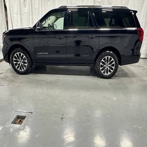 Ford Expedition MAX Platinum 2025 USADO EN EXCELENTES CONDICIONES - Product Image 2