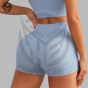 Haut court respirant pour femmes short taille haute tissu doux au beurre tenue de sport 2 pièces grande taille ensemble de yoga OEM personnalisé - Product Image 6