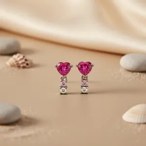 Boucles d'oreilles pendantes en argent pour femmes, style goutte, avec rubis taille cœur, tendance - Product Image 1