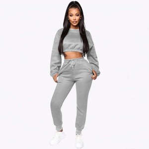 Personalice su propio logotipo Sudaderas con capucha unisex Venta al por mayor Color sólido Sudaderas con capucha unisex Material informal elegante Conjunto de chándales con capucha - Product Image 5