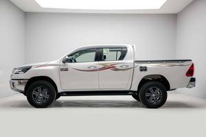 Camioneta Hilux 2.4L Diésel Doble Cabina 4WD Blanca Platino 2026, Nueva, Cero Kilometraje/Km, Precio Accesible, Lista para Enviar - Product Image 5