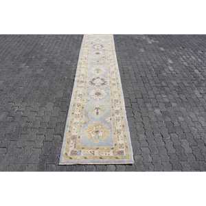 Alfombra Turca Vintage de 2.8x13.2 pies, Alfombra de Pasillo, Alfombra con Puntos Azules - Product Image 1