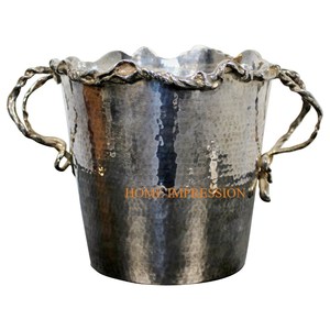 Bacs à boissons en acier inoxydable Bordure en cuir Conception luxueuse Seau à bouteille de vin en métal poli miroir pour la fête de mariage - Product Image 4