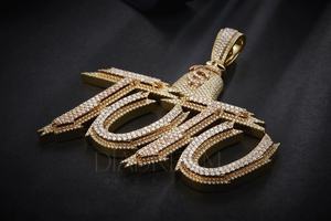 Nuevo Colgante de Plata de Ley 925 Chapado en Oro con Letras y Diamantes de Moissanita para Hombre, Estilo Hip Hop, para Boda - Product Image 2