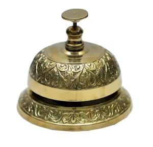 Campana de Escritorio Náutica de Latón con Diseño Repujado de Alta Calidad, Artesanía Metálica Pulida Moderna, Timbre de Mesa para Oficina en Casa o Recepción - Product Image 3