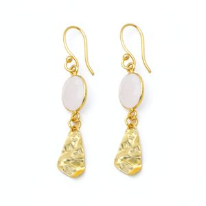 Pendientes de Cuarzo Rosa Ovalados Hechos a Mano en Latón con Baño de Oro de 18K, Piedra Preciosa Natural, Joyería de Boda - Product Image 3
