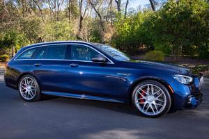 AMG E63 S Wagon, 603 hp, Motor V8 Biturbo, Tracción en las Cuatro Ruedas, Color Azul Lunar Metálico - Product Image 6