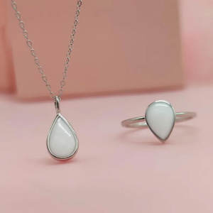 Collier pendentif vintage en opale éthiopienne blanche pour fiançailles, mariage, fête, fait à la main, 10 à 15 mm, forme poire, serti en laiton, IGI - Product Image 4