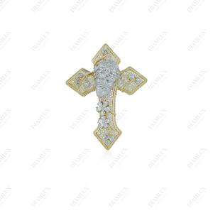 Pendentif Croix de Jésus entièrement serti de diamants Moissanite VVS - Design tendance - Product Image 2