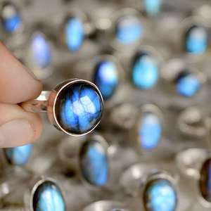 Natural <b>Blue</b> Fire Labradorite Gemstone Ring Solid 925 Sterling Silver <b>Overlay</b> Handmade Ring Labradorite Statement Ring for Women - Product Image 3