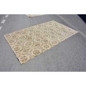 Vintage Turkish Rug 5.5x9.4 ft Large <b>Brown</b> White Bordered Patchwork <b>Wool</b> Rug Latex Backing Eco-Friendly Traditional Home Decor - Product Image 3