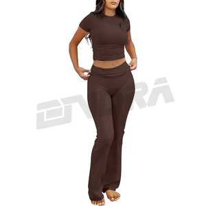 Nueva Camiseta de cuello redondo con pantalones acampanados de tiro bajo, conjunto de ropa de calle elegante, ropa de salón elegante y cómoda, perfecta para un ambiente informal diario - Product Image 1