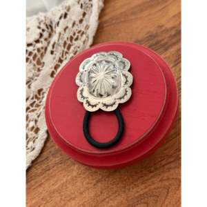ที่รัดผมทรงหางม้าแบบชนเผ่านาวาโฮ ทำจากเงินสเตอร์ลิง - Product Image 3