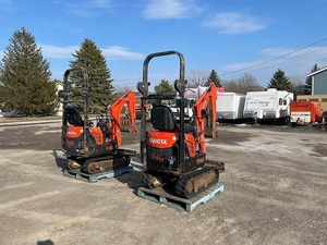 Mini excavatrice Kubota K008 3 Pelle hydraulique sur chenilles compacte haute performance pour la construction et l'agriculture - Product Image 5