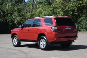 Toyota 4Runner SR5 2016 - Product Image 3