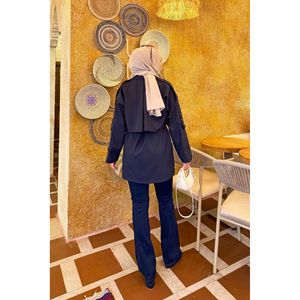 Gabardina Azul Marino Premium de Otoño con Detalle de Epaulettes y Cinturón - Product Image 5