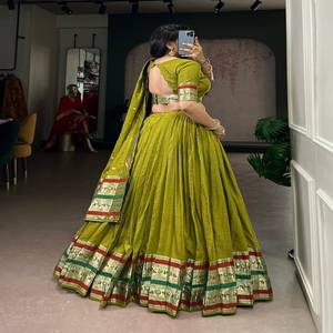 Ensemble Lehenga Choli VASTRA COTTAGE en pur Chanderi tissé Zari avec dupatta en dentelle, entièrement cousu, tenue traditionnelle de créateur - Product Image 3