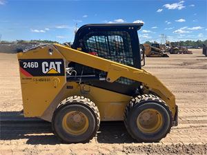 2017 Caterpillar 246D Skid Steer Loader Moteur diesel utilisé avec conformité EPA et 1 an de garantie - Product Image 2
