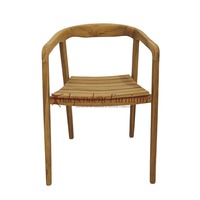 Chaise de salle à manger minimaliste légère en teck pour l'extérieur, le jardin, le salon ou la cuisine d'hôtel, avec des ensembles de parasols inclus