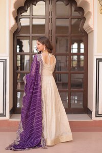 Robe ethnique indienne Anarkali Jecquard tissé avec perles broderie costume de festival de mariage pour les fêtes - Product Image 5