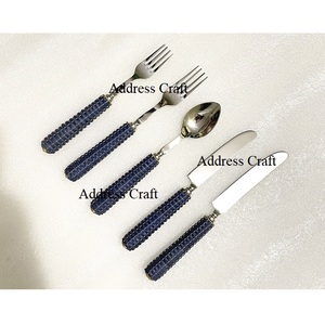 Prix de gros ensemble de couverts avec poignée en osier pour la vaisselle de mariage ensemble de couverts en acier inoxydable 18/8 couverts en or de haute qualité - Product Image 5