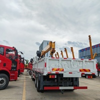Camion Sinotruk Howo à bas prix en Chine avec grue 6x4 14 tonnes Grue télescopique montée sur camion