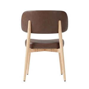Chaise de bureau exécutive moderne avec accoudoirs réglables en hauteur et mouvement basculant, structure en bois, revêtement en cuir synthétique - Product Image 6