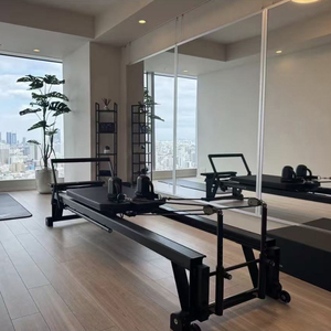Reformer Pilates Télescopique Professionnel Premium Noir avec Barre de <span class=keywords><strong>Pied</strong></span> Réglable Certifiée CE et Ressort Renforcé <span class=keywords><strong>pour</strong></span> Entraînement de Fitness et Renforcement du Core - Product Image 1