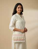 Sac à bandoulière carré pour femme, artisanal, en coton Dari, écologique, motif tissé à la main, par Craftstages International