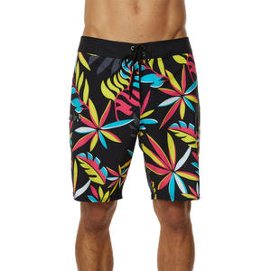 Shorts de plage décontractés écologiques pour hommes en gros - Vêtements d'été avec des caractéristiques anti-rides, respirantes et à séchage rapide - Product Image 4