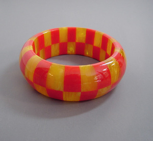 2026 New design High Quality <b>resin</b> bangles <b>Resin</b> <b>crafts</b> with pearls gift bangles <b>Resin</b> bangles for weddings Party Woman - Product Image 6