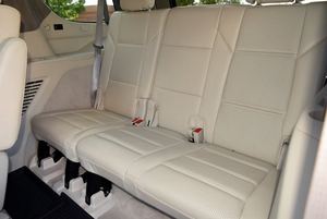 Cadillac Escalade 2021 d'occasion en excellent état, prêt à être expédié - Product Image 5