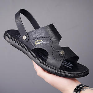 Sandales décontractées pour hommes à bout ouvert, antidérapantes, pour l'été et la plage, à semelle épaisse, respirantes, en cuir microfibre, à enfiler, couleur unie - Product Image 3