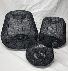 Fabriqué à la main en métal fer cône bougeoir lanternes cinq tailles différentes support de revêtement en poudre noire pour la décoration intérieure de noël - Product Image 1