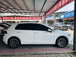 Coche usado Volkswagen <span class=keywords><strong>G</strong></span>-olf 2022 modelo 280TSI DSG <span class=keywords><strong>Pro</strong></span> en Stock - Product Image 2
