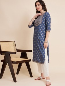 Kurta de Verano de Algodón con Estampado de Motivos Étnicos de Diseñador Exclusivo, con Lentejuelas, Corte en A, Manga Larga, Largo hasta el Suelo, Estilo Vintage - Product Image 2