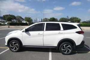 รถยนต์มือสอง ปี 2020-2022 รุ่น RUSH Sedan ขับเคลื่อนสี่ล้อ เบาะหนัง ระบบควบคุมความเร็วอัตโนมัติ กล้อง 360 องศา 5 ที่นั่ง ไฟ LED เครื่องยนต์ 4.5 ลิตร ยูโร 4 หลังคาซันรูฟแบบพาโนรามา - Product Image 2