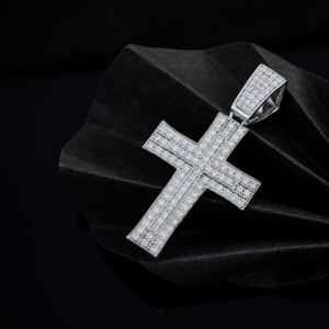 Nouvel arrivage de bijoux tendance hip hop pendentif croix personnalisé pendentif glacé en diamant cultivé en laboratoire en argent 925 pour hommes et femmes - Product Image 1