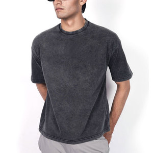 เสื้อยืดผู้ชายโอเวอร์ไซส์ผ้าฝ้ายย้อมสี100% เสื้อแขนสั้นโอเวอร์ไซส์ - Product Image 3