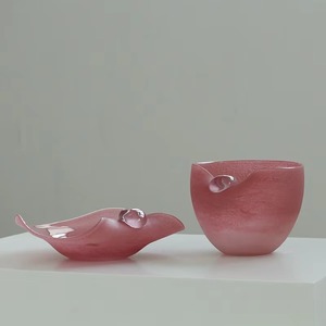 Hermoso cuenco decorativo de resina Rosa perfecto para regalo de boda decoración festiva soporte de joyería exhibición o acento de comedor elegante - Product Image 3