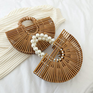 Nuevo Bolso de Verano para Mujer, Tejido a Mano con Bambú, Diseño Semicircular, con Perlas, para la Playa o Vacaciones - Product Image 1
