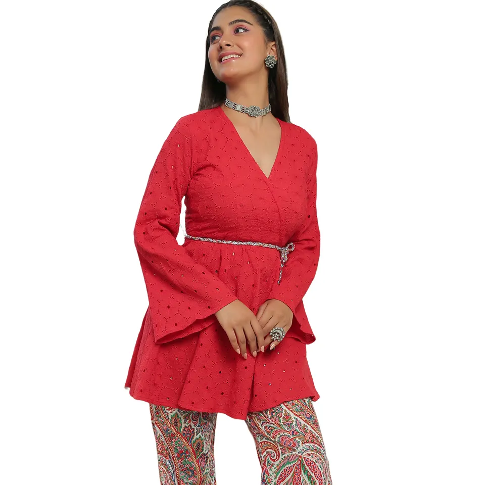 Красный Paprika Schiffli Kurta с несколькими принтами, расклешенные брюки, лучшее качество, продукт высокой отделки, комплект из двух предметов для женщин и девочек