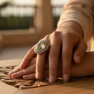 แหวนเงิน 925 ประดับพลอยซิทรินสำหรับผู้หญิง เครื่องประดับคริสตัลพลอยอันหรูหรา - Product Image 1