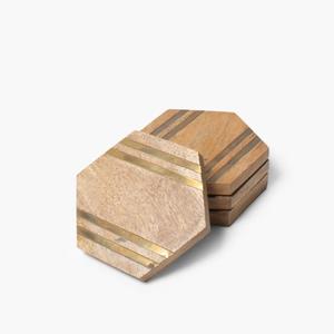 Ensemble de sous-verres en bois PC écologiques et durables faits à la main Plateau carré rustique et tapis en bois naturel fait à la main - Product Image 3