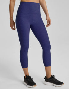 Venta al por mayor de las mujeres de cintura alta Capri Leggings suave elástico Pantalones de Yoga Entrenamiento Running Leggings Para Mujeres Slim Fit Activewear - Product Image 5
