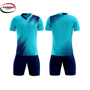 Conjunto de ropa de fútbol de secado rápido con logotipo personalizado, ropa deportiva de manga corta 5XL para hombres, mujeres y niños, camiseta de entrenamiento de equipo de fútbol - Product Image 5